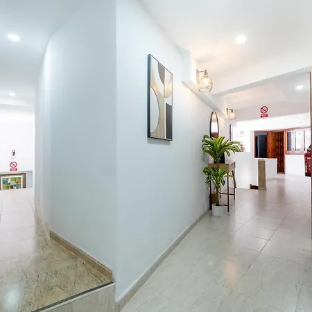 1i. Cozy Flores With Pool Apartment *