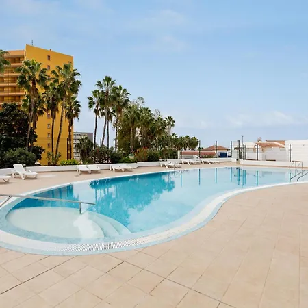 1i. Cozy Flores With Pool Apartment