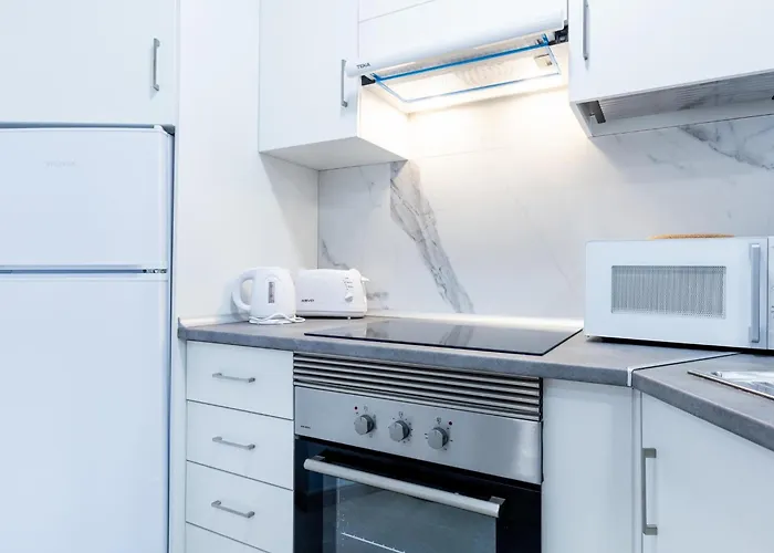 Lägenhet 1i. Cozy Flores With Pool *