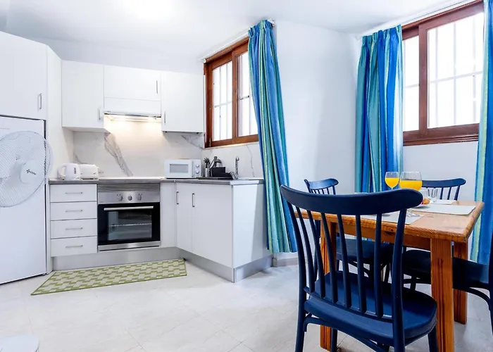 Apartamento 1i. Cozy Flores With Pool