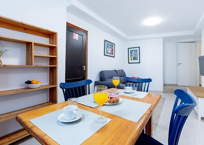 Apartment 1i. Cozy Flores With Pool